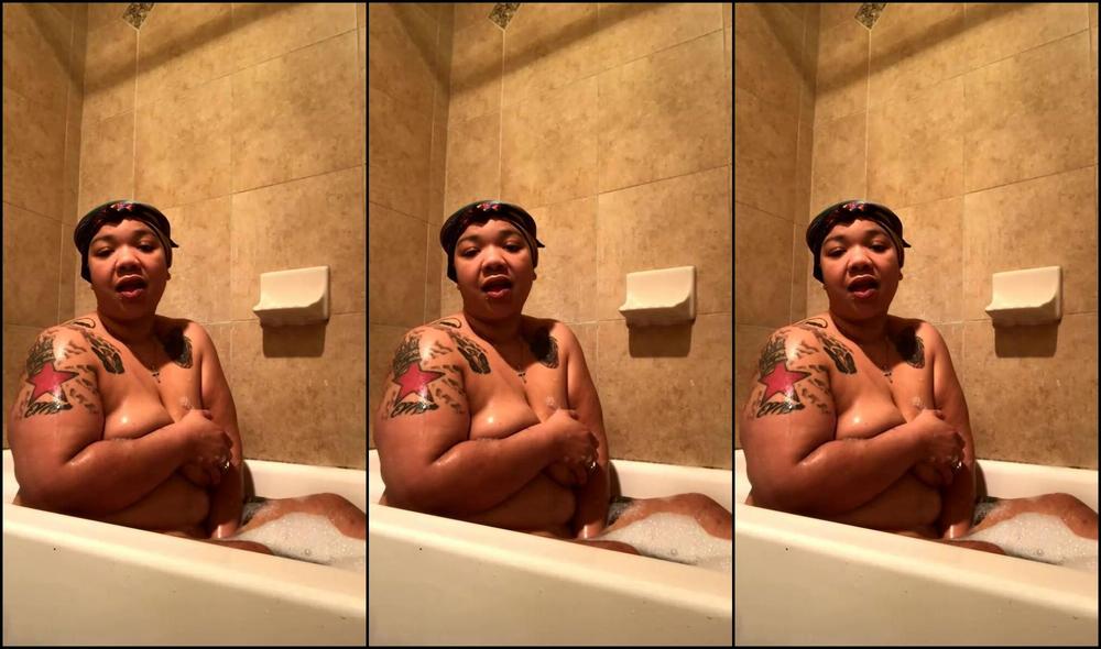 Bunzyy 288146055 05 05 2020 Bathtub Masturbation Booty Splash