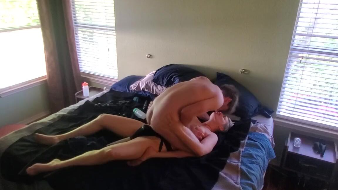 Cosmicbroccoli Onlyfans Ever Wonder What It Looks Like When Two Sex Workers Finally Get To Go At It After Not Being Able 4P