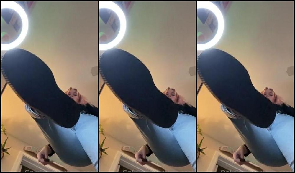 Skye Aka Solesofskye Onlyfans What Do You Wanna Sniff More My Dirty Creepers Or My Feet