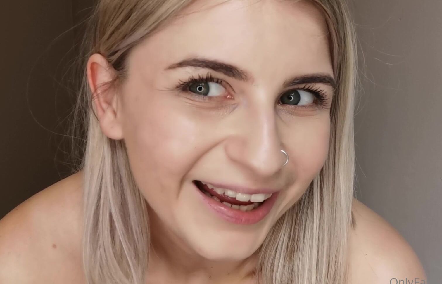 Realmissisla Jerk To My Tits