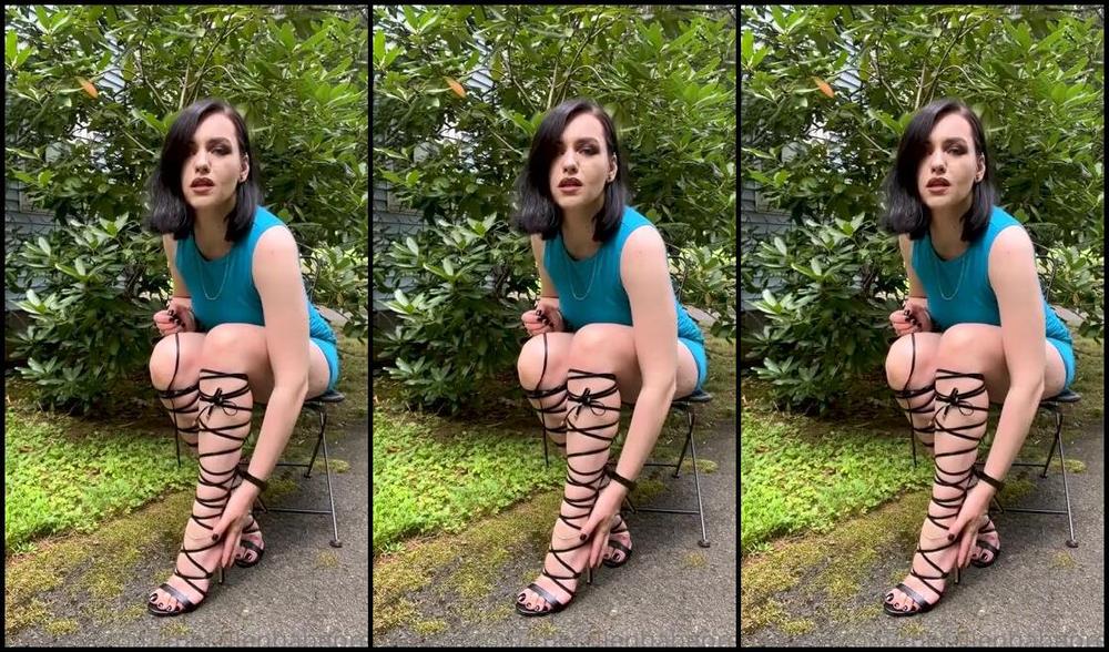 Thefallenbabepremium Onlyfans If You Like To Be Dominated And You Cant Help It But Stare At My Crossed Legs In These Sexy Highp