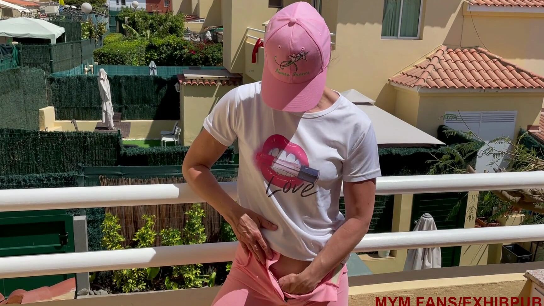 Nanoufrance 03.I caress myself in public on the balcony Pornhub