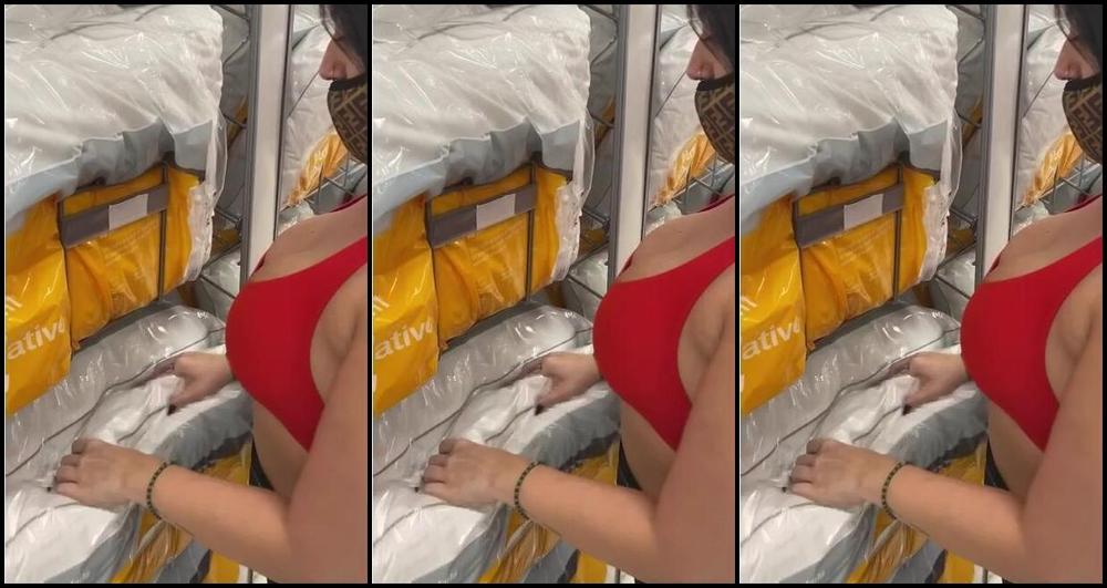 Mandimayxxx Mandi May Fucks Random Fan In Target