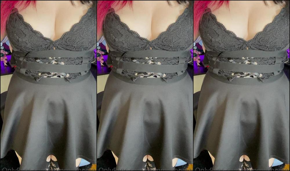 Gummyghostgirl 2021 07 02 2151639874 Your Gamer Girl Gf Just Released Her First Youtu