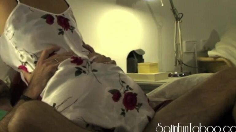 Satinfuntaboo Mom Lingerie Satin Classic Remaster