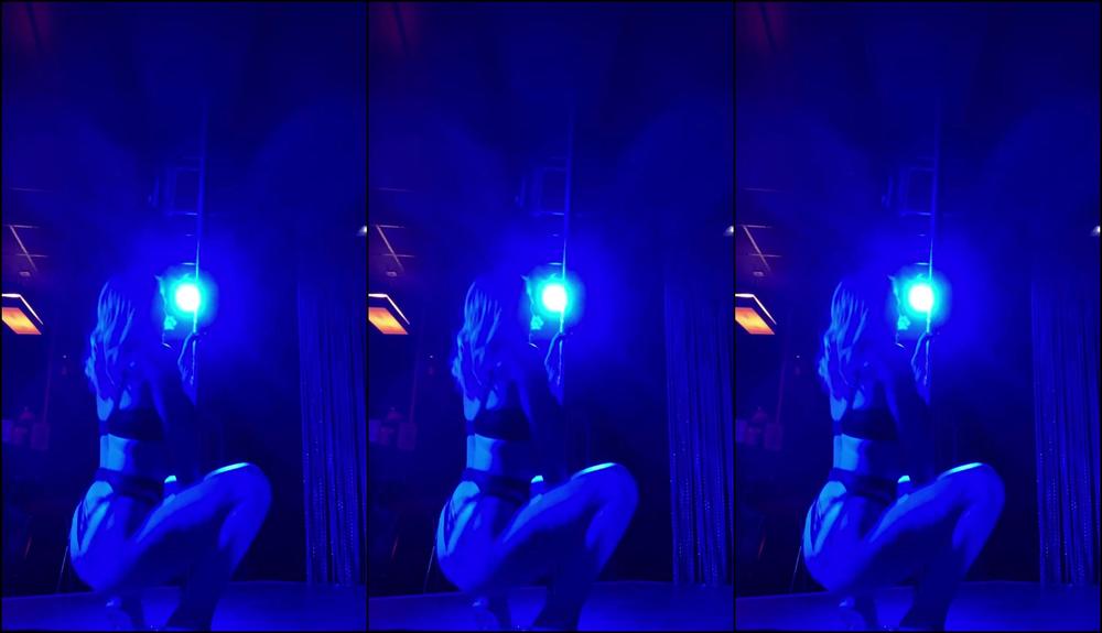 Valentine B 41040126 Video