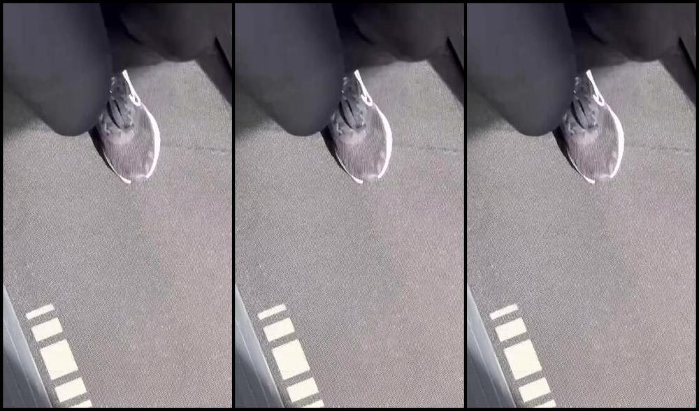 Goddess Nina Nicknamed Hellsentheaven Onlyfans 08 02 2022 Meine Socken Sind Immer Der Wahnsinn Fr Kleine Waschmaschinen Wie Euch2