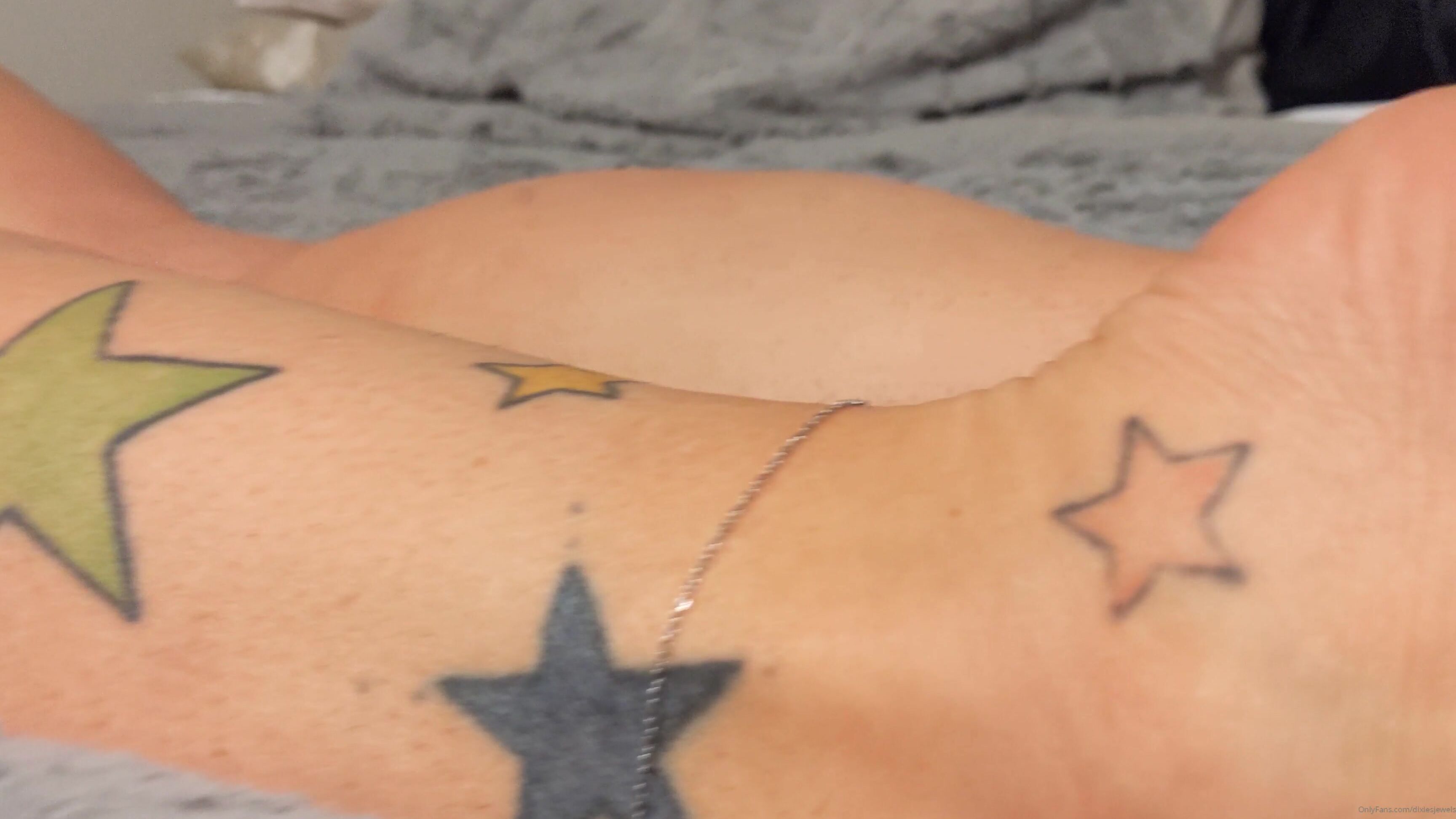 Dixiesjewels I Bet You Wish It Was You I Was Ignoring While You Fantasize About My Big Beautiful Ass An