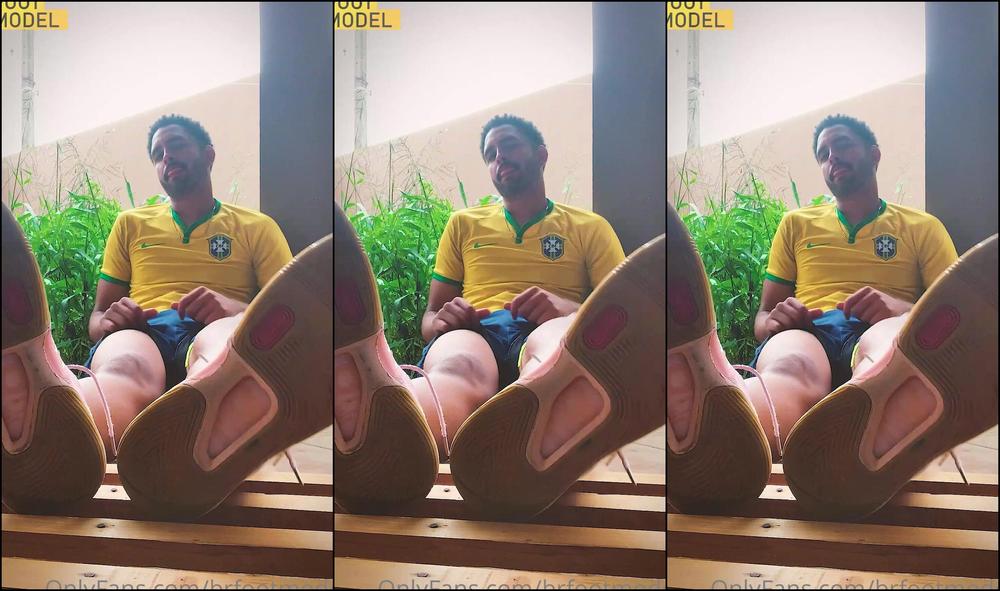 Brfootmodel 2761129245 02 01 2023 Basketball 18 Big Foot