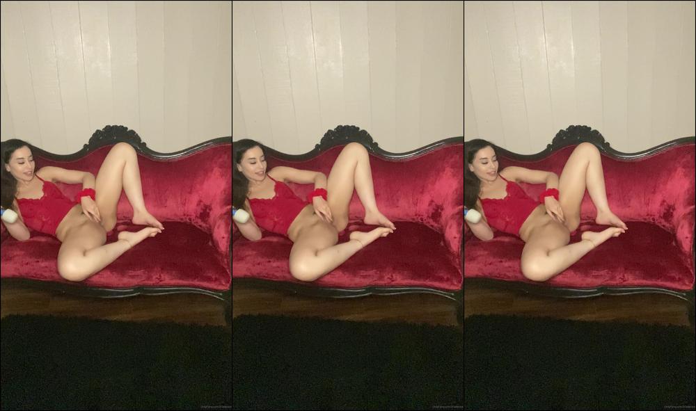 Arialeexxx Clip Of Playing With Myself