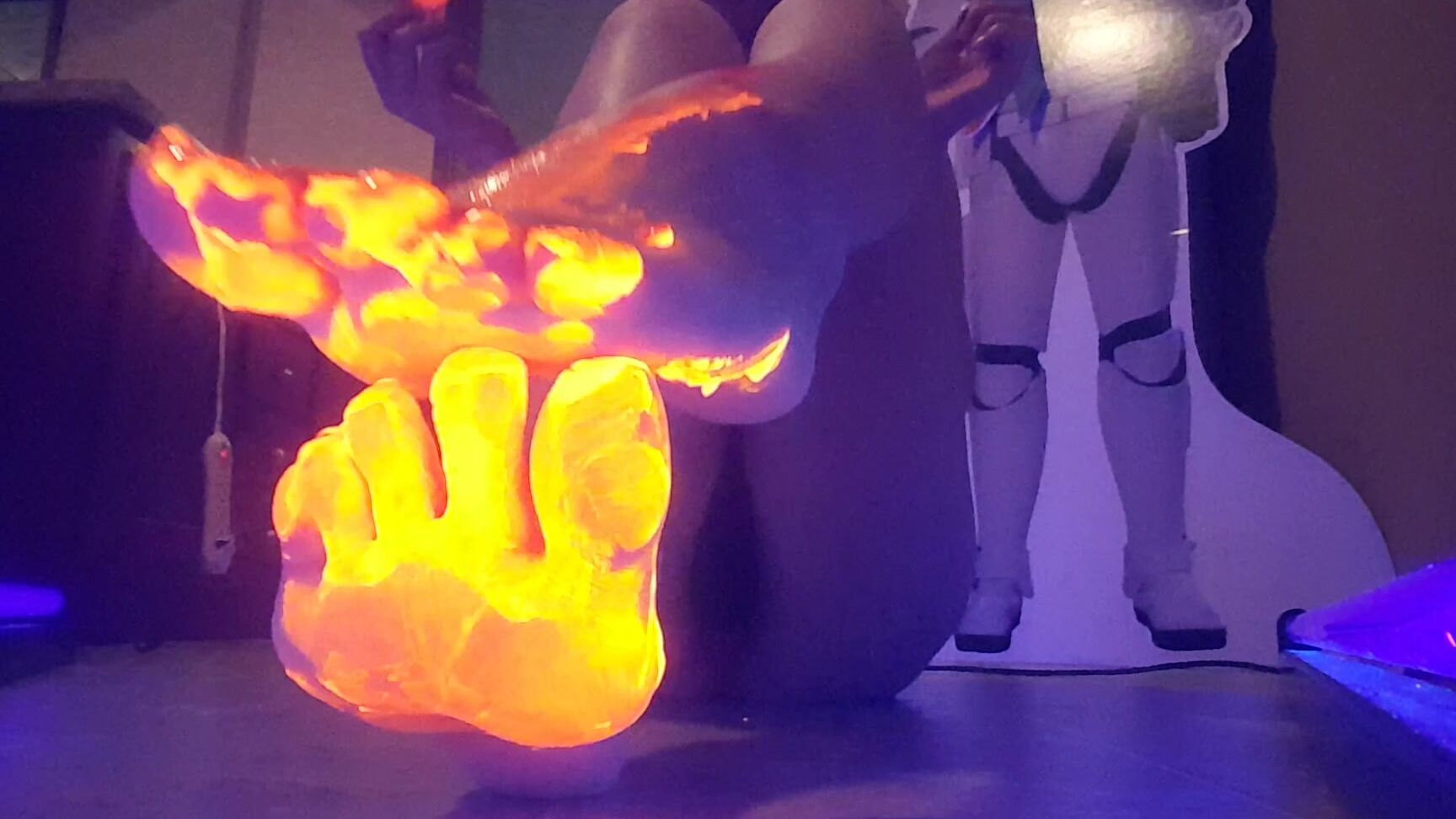 Frostyprincess Thanksgiving Glow Feet