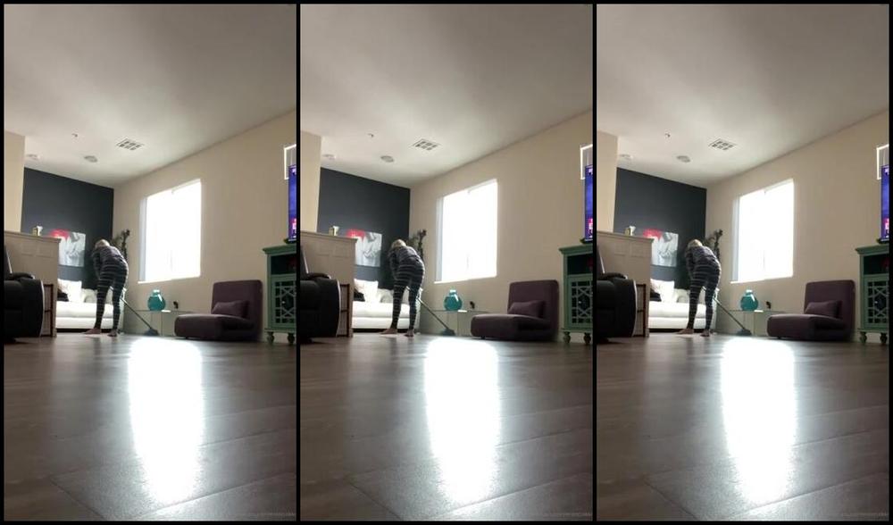 Nikki Ashton Aka Eroticnikki Onlyfans This Is Just Part Of What I Did Today Mopping With Barefeet Just Me Being Me