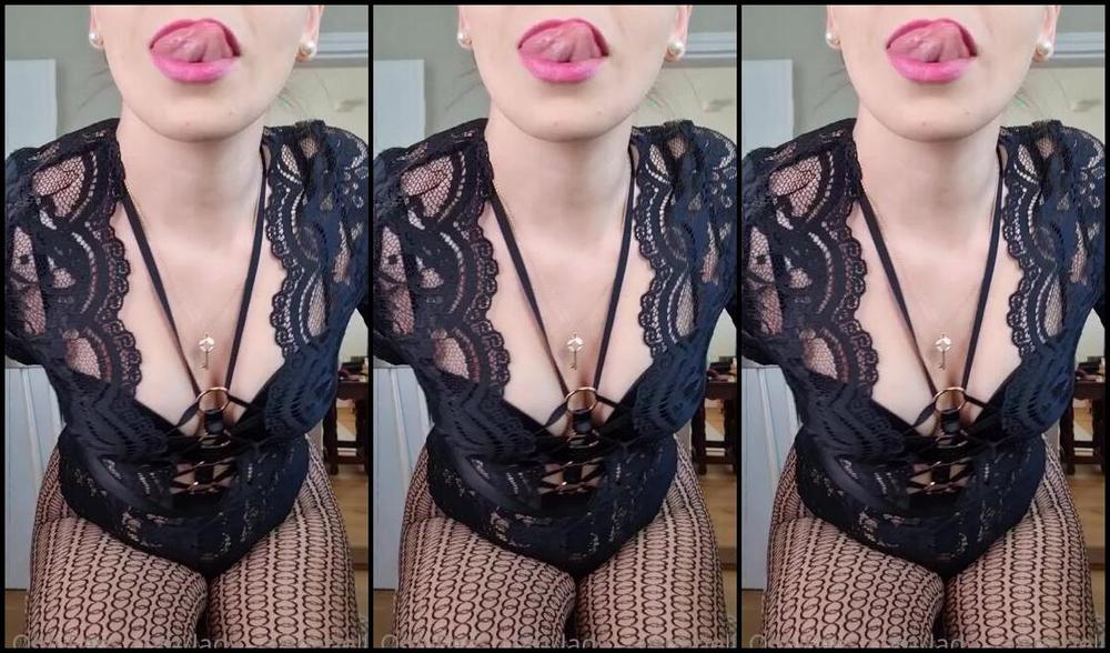 Lady Annabelle Onlyfans Good Morning My Boys Mistress Didnt Give You A Spit Treat For A While So Today I Decided To Let You