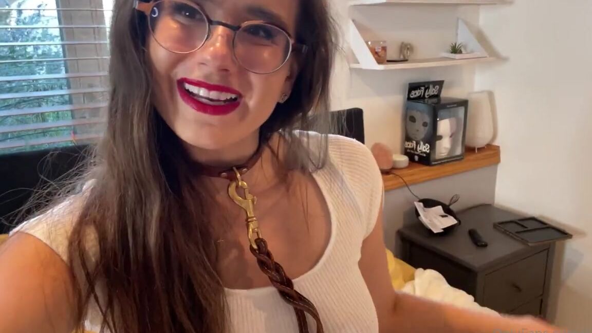 Lillyvig Onlyfans Would You Take Me On A Walk