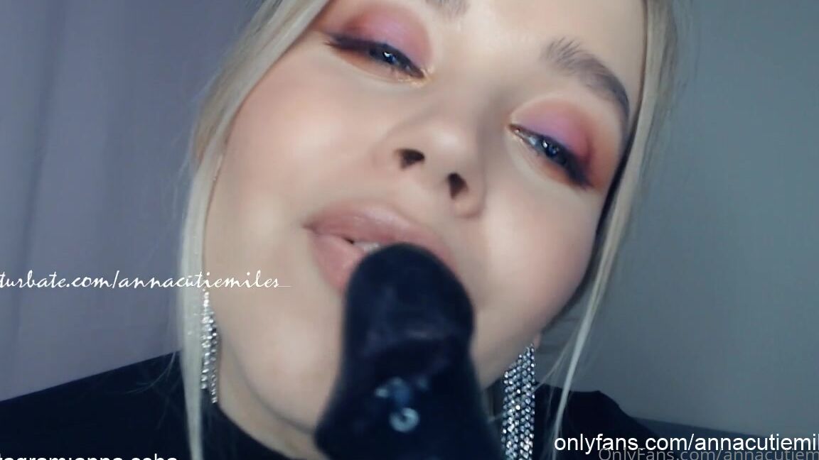 Annacutiemiles Dirtytalk Sucking