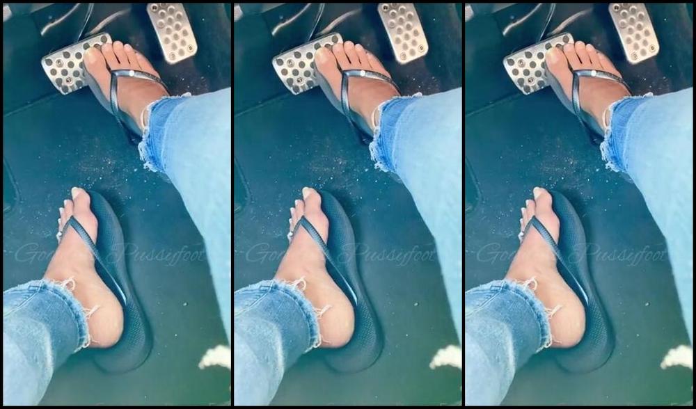 Goddess Pussyfoot Aka U186296307 Onlyfans My Gorgeous Natural Nails Pumping These Car Pedals So Good Makes You Pump Your Stick Shift
