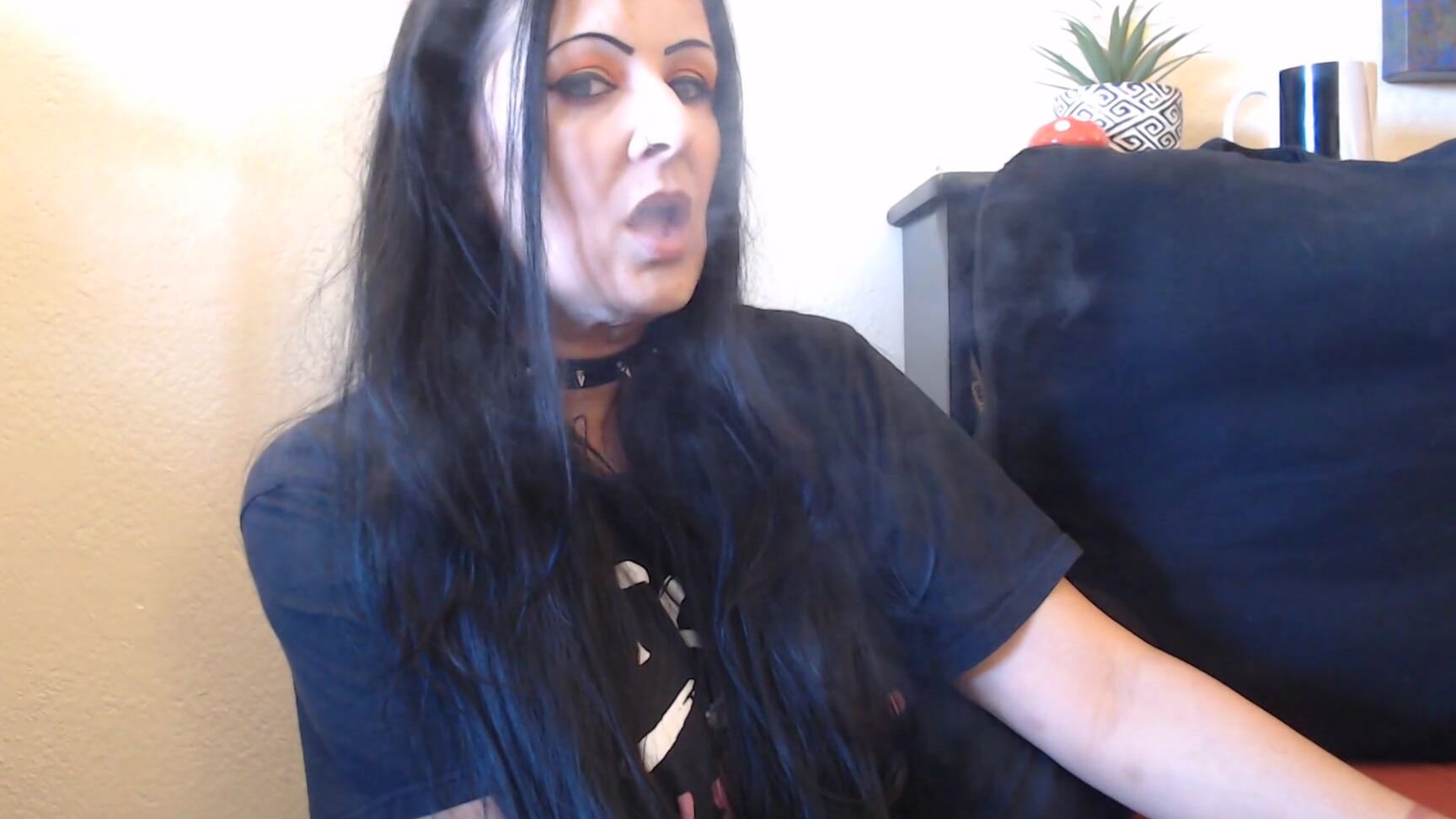 "Abby Anna" Smoking, Smoking Fetish, Cigarette Smoking, Mature Smoking, Hot Smoking, Goth, Gothic, Smoking Cigarettes, Smoking Cougar, Suggest Abby Anna Pretty Mature Smoking Cigarette Pornhub
