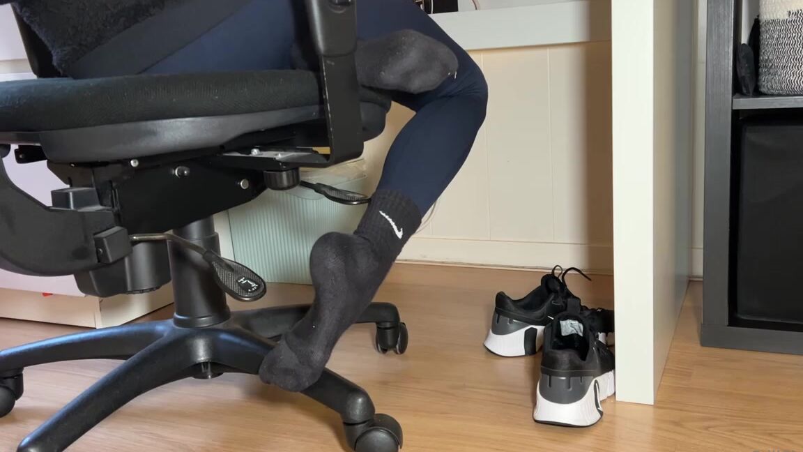 Stillsinning Nicknamed Stillsinning Onlyfans Happy Valentines Enjoy Studying With Me 2