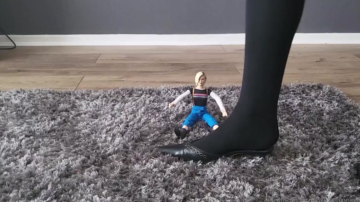 Kats Worn Heels Nicknamed Katswornheels Onlyfans Get Under My Heels