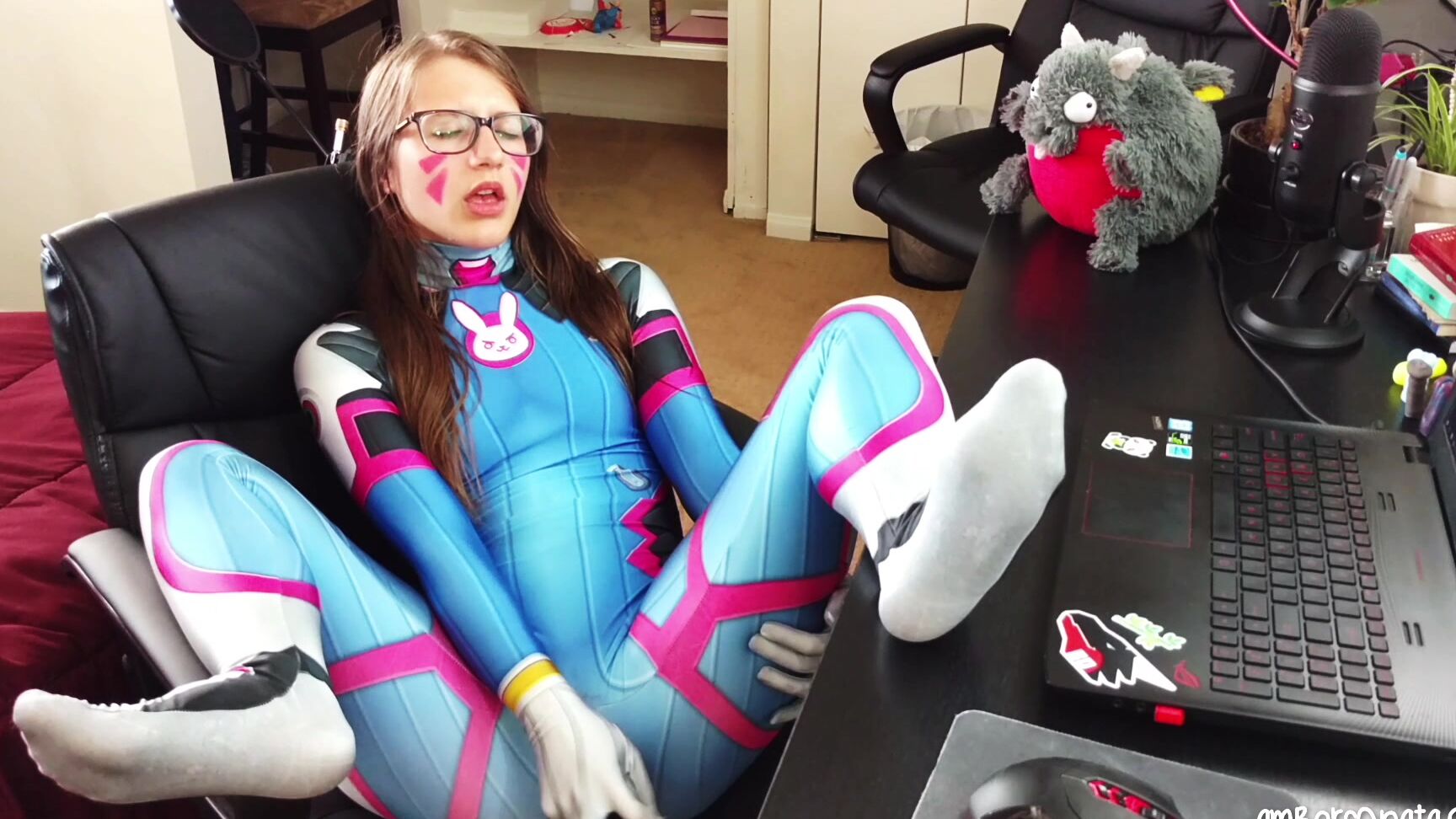 Cosplay, Gamer Girl, Games, Masturbation, Masturbation Games amber sonata overwatch dva fucks herself after loss ManyVids