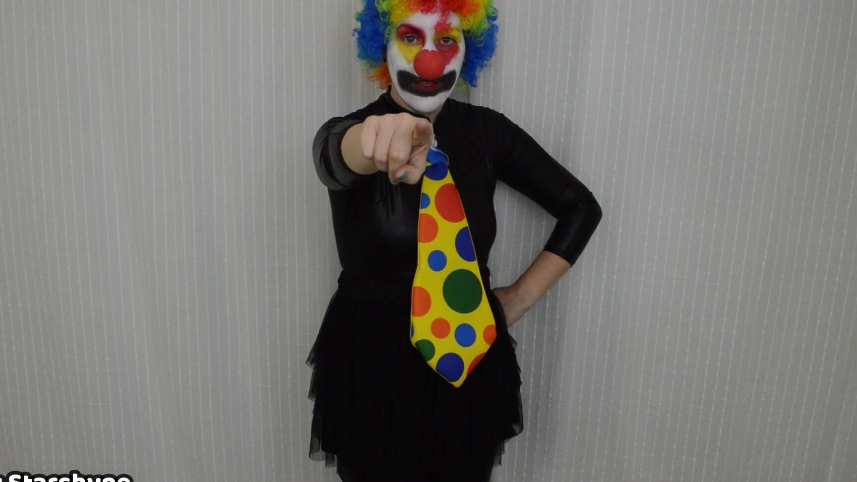 Ivystarshyne Stinky Clown Farts