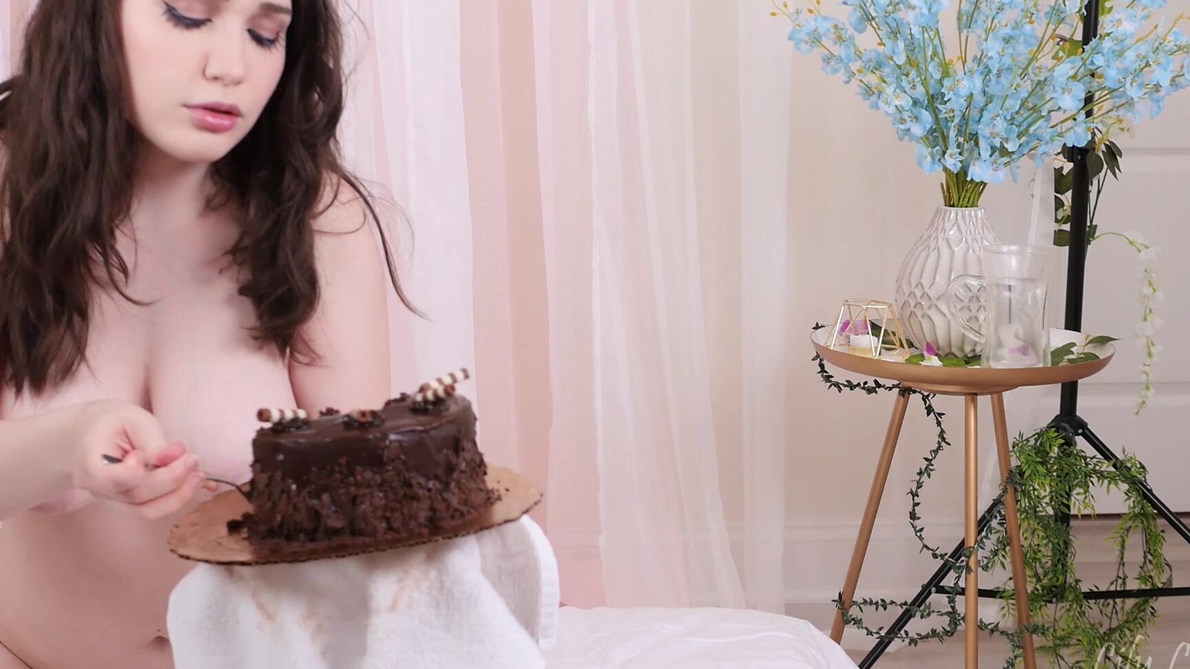 Lily Lou _ Sis Fucks You And Gets You Fatter Fetish