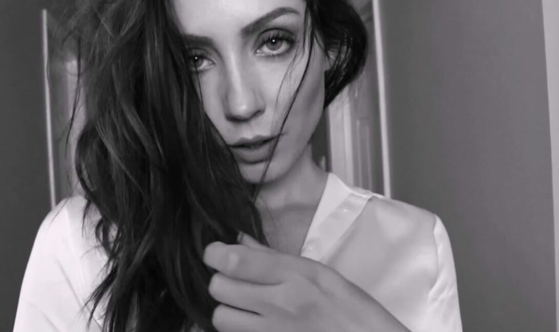 Essiac Sexy Dance To The Song Quotsexquot