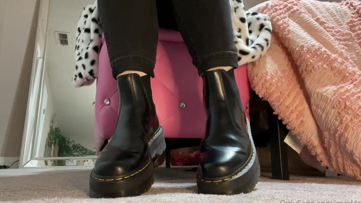 Goddess Mads Nicknamed Mad4Soles Onlyfans I Could Instantly Smell My Feet When I Took Of My Docs Someone Very Lucky Is Getting These Socks