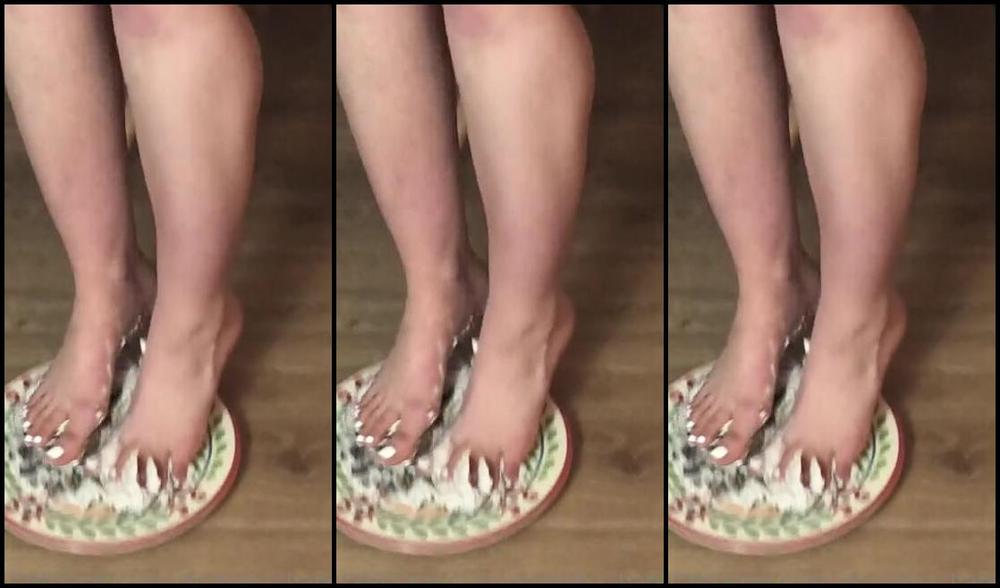 Mistress Ava Aka Iworshipavaonyx Onlyfans Look At The Mess I M Making Foot Slut You Must Be Drooling If You Think Part 1 Is Hot Just Wait