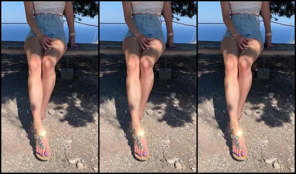 Red Queen Nicknamed Red Queen 94 Femdom 09 03 2021 Onlyfans Video Good Boys Are On The Grounds Sniffing My Feet And With The Cash In Their Hands