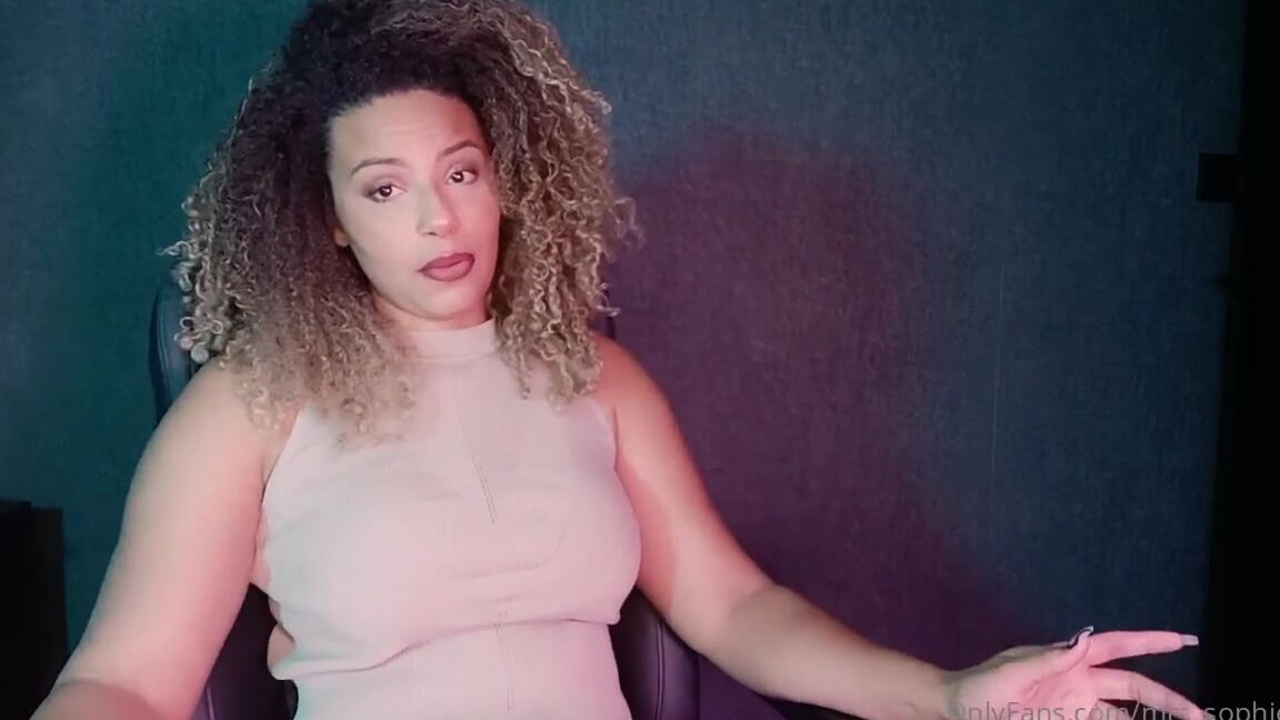 Mistress Sophie Nicknamed Mrs Sophie667 Onlyfans Wishing You All The Best And Hopefully We Can Perv Even More Next Year I Will Be Offline This H