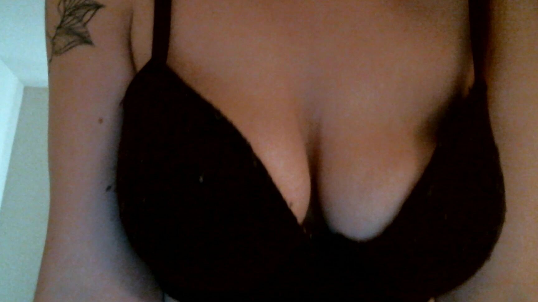 Kinky Little Sub Bouncy Boobies