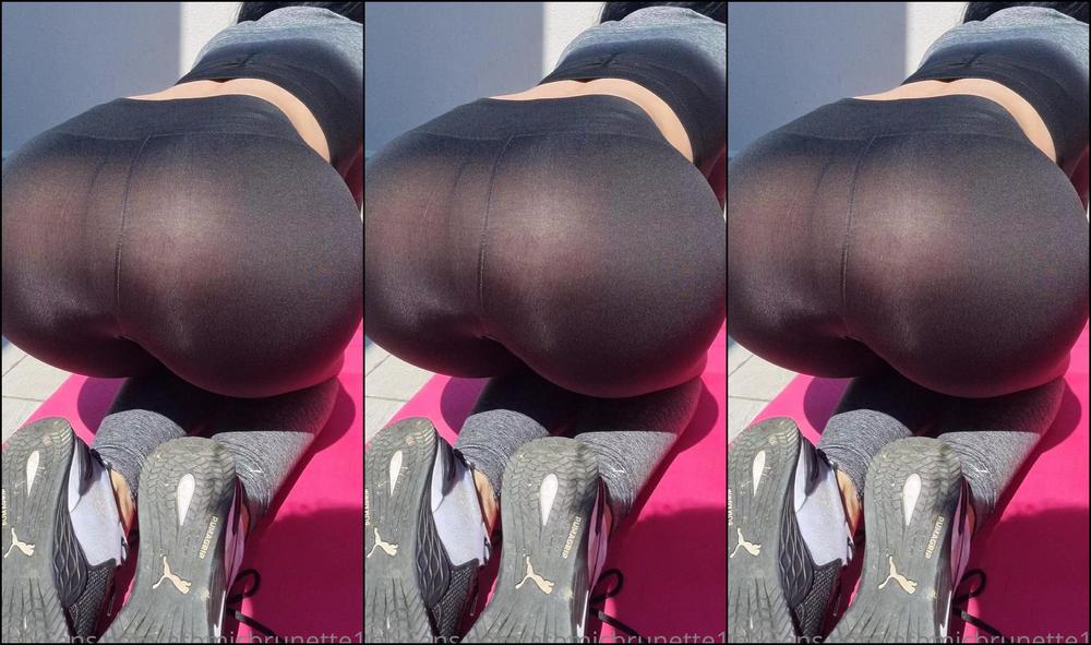 Atomicbrunette18 1 100