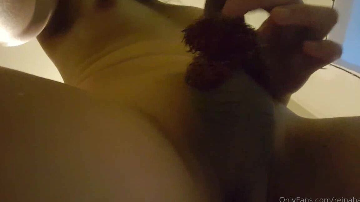 Reinahanno Take A Look At These Make Shift Ball Warmers Using A Fruit Native To Southeast Asia The