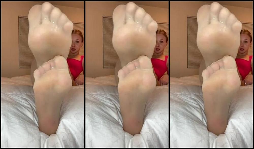 Goddess Kaylee Aka Xomaddykxo Onlyfans Happy Valentine S Day Footboysp