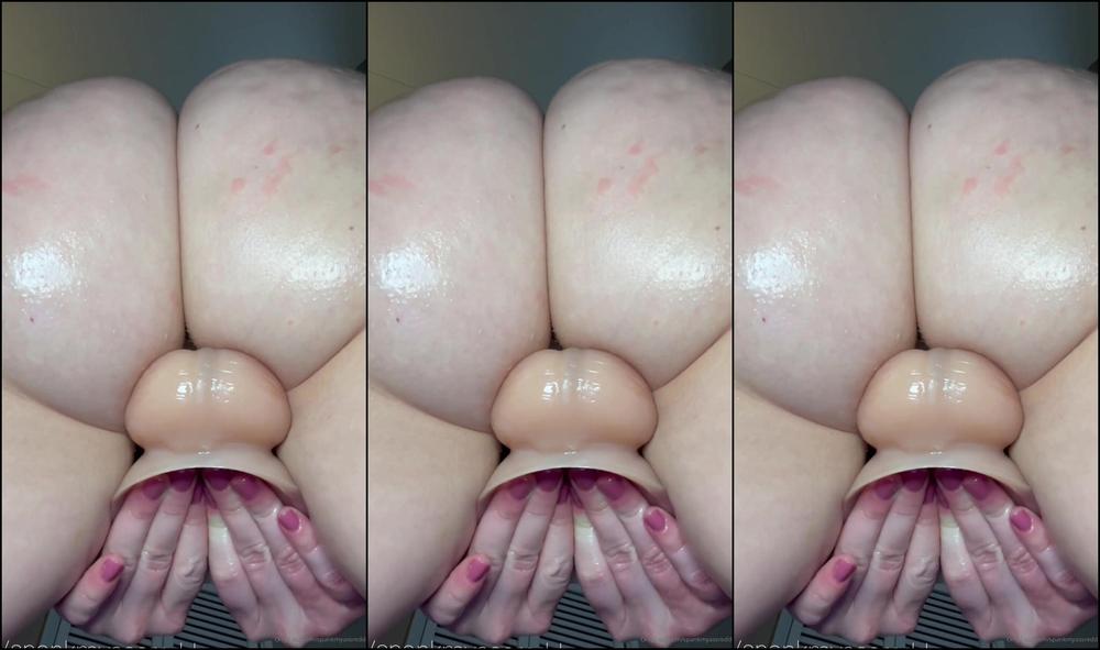 Spankmyassredd New Video In What Seems To Be Everyone S Favorite Angle First Mins Is