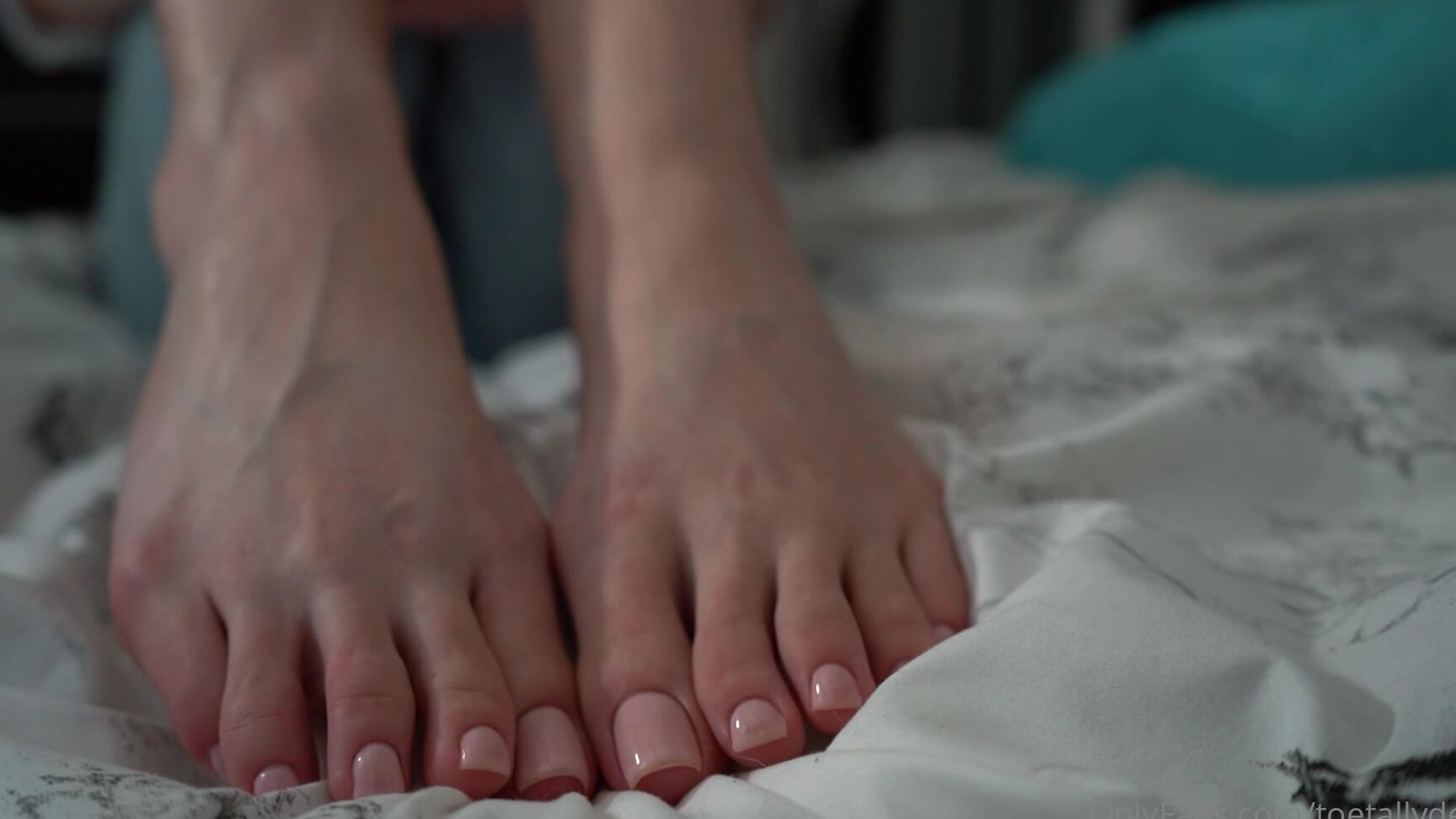 Toetallydevine Gf Is Too Rough And Demanding But You Still Get What You Want Worshipping Her Feet And T