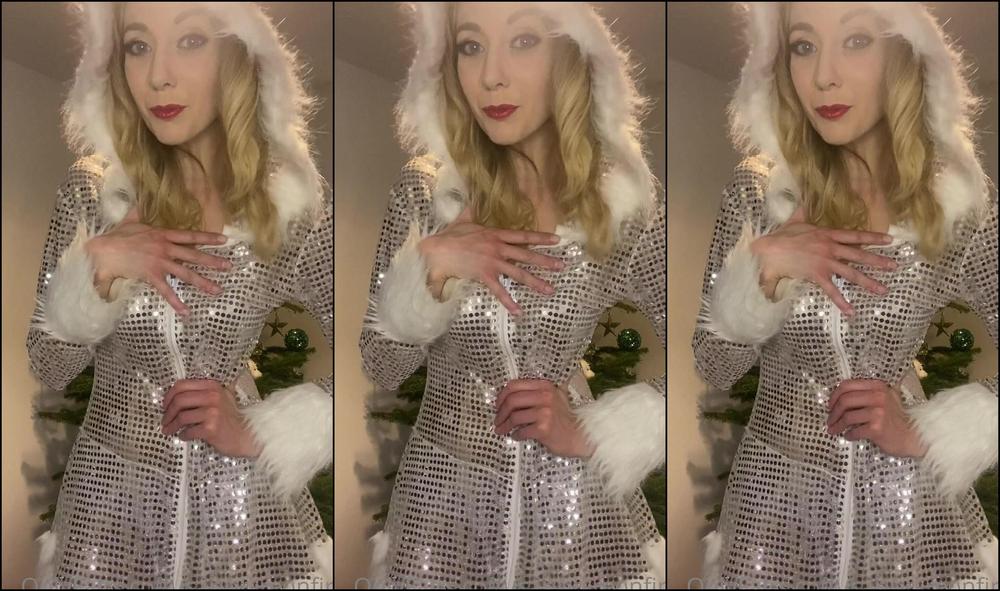 Sapphireonfire Merry Christmas Thank You So Much For Being Here Playing With Me At Christmas Unwrap M