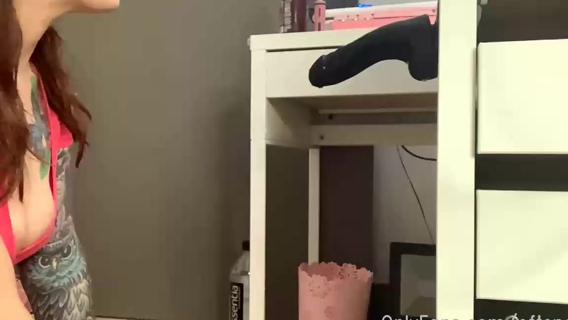 oftenelle-03-01-2021-2000826857-stream-started-at-01-03-2021-09-14-pm-throatgoat-2021