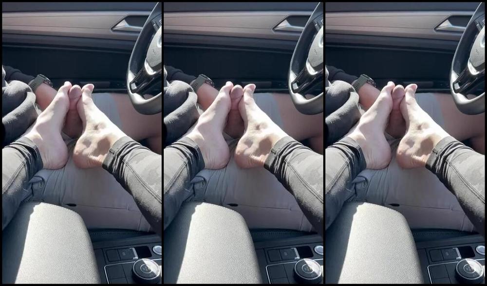 Brooke Jones Nicknamed Myposedtoesvip Onlyfans This Is What Happens When You Run Errands With Me We Have To Find A Place To Park So I Can Use