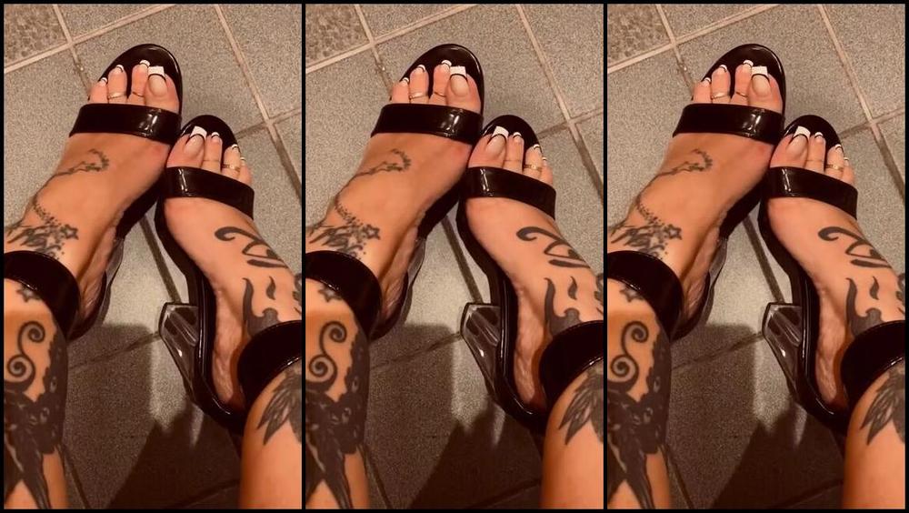 Latinamarina Onlyfans If You Saw Me Out What Would You