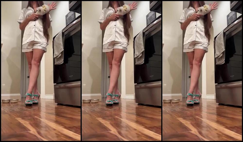 Soldmysolesforink Nicknamed Soldmysolesforink 06 04 2024 Onlyfans Video In Case You Wondered