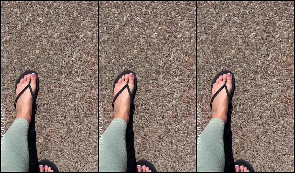 Goddess Kate Aka Katescutiies Onlyfans For My Bug Crush Fans This Video Is One Of A Kind Cause I Never Film Bug Crush S But This Invasive Kc