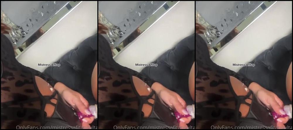 Onlyfans Model Mistress Afitap Aka Mistressafitapsultanwhite Ass It S Nice For Strap On