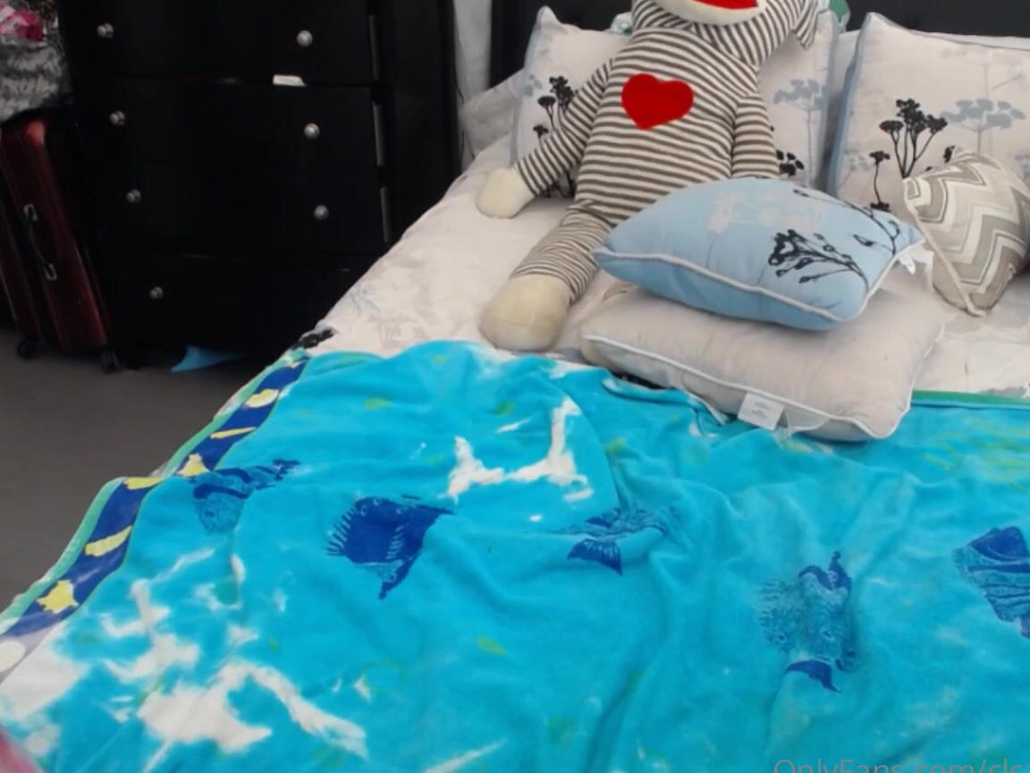 Clca69 2006110548 01 17 2021 Sexy Tease While Dancing Playing With My Sweet Ass Hole Then Fingering My Pussy As I