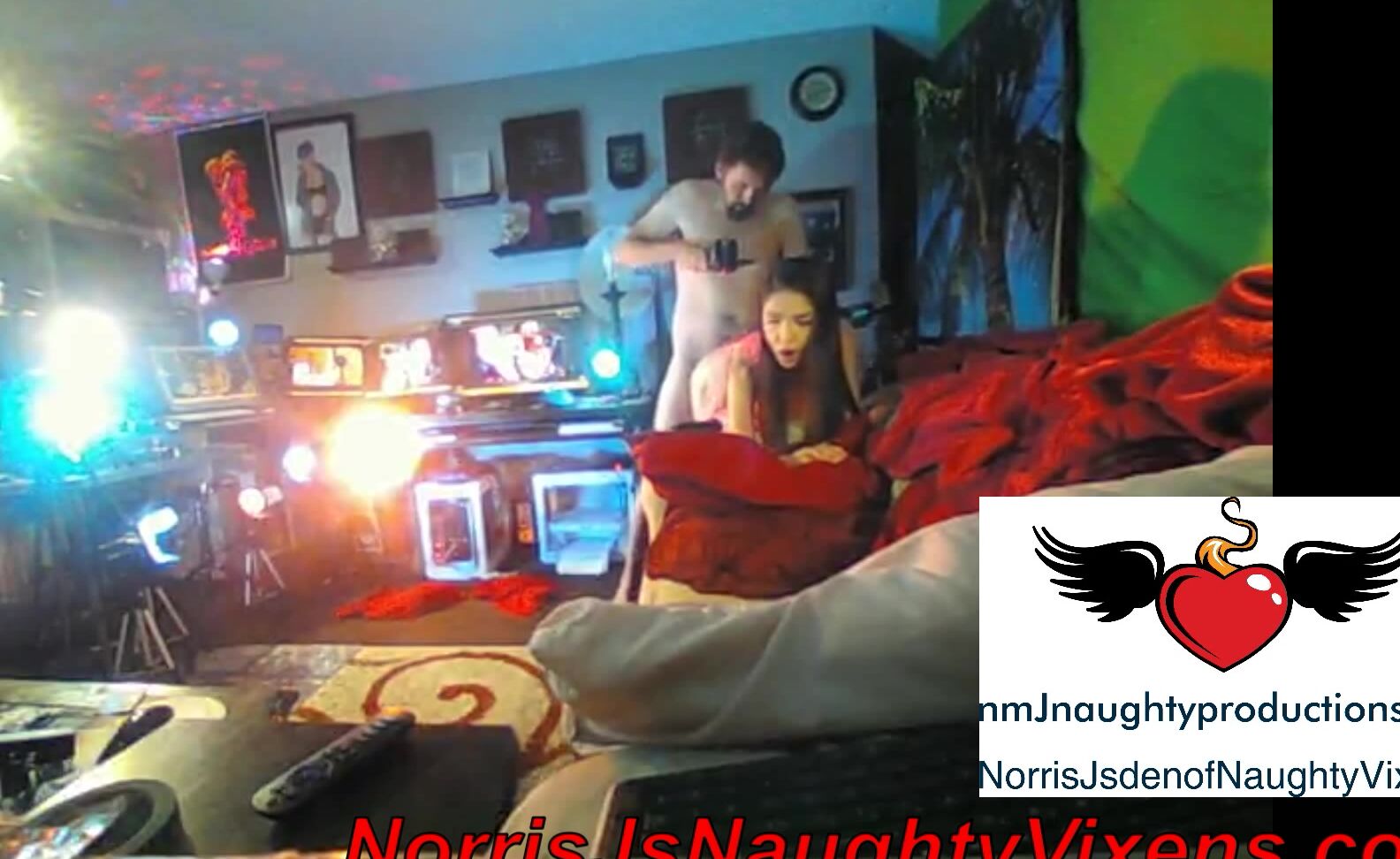 "nmjnaughtyvixens" blowjob, cuckolding, cuminmouth, doggystyle, fucking jericha jem at my place for some hot sex Manyvids