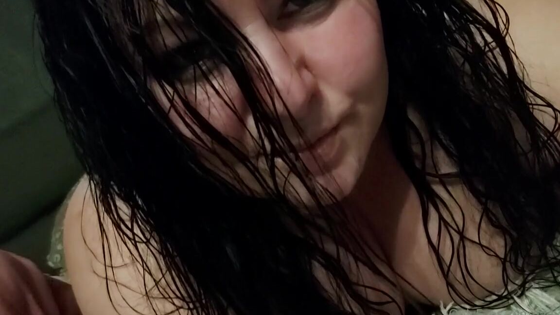 Lady Shayqoscuckoldress Nicknamed Ladyshay 01 22 2021 Onlyfans Video Its About To Get Real Hot In Our Bedroom