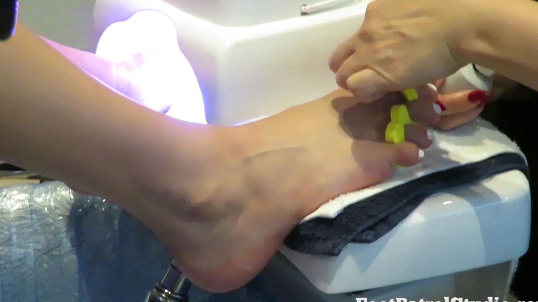 Foot Patrol Studio Pedicure Voyeur With Bianca Bangs