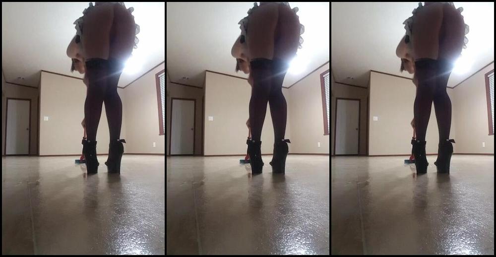 Frostyprincess Maid Found Your Hidden Cam