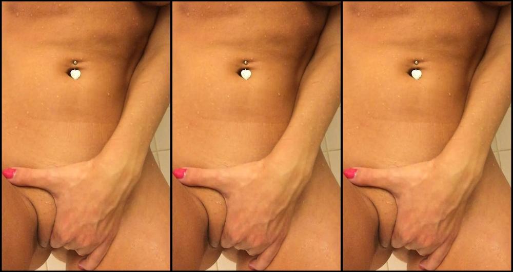 Bellawild Playing In The Shower Upclose